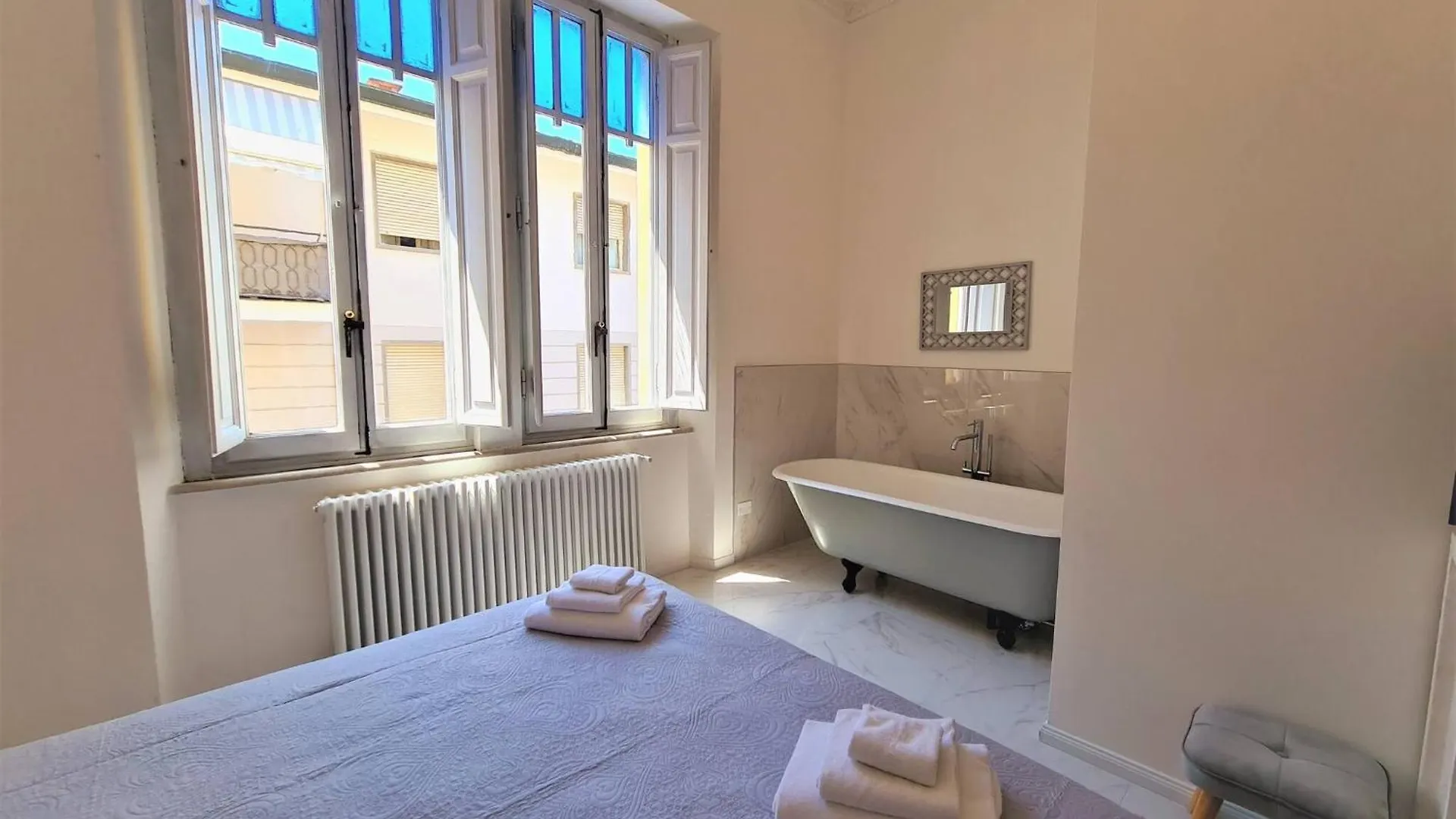 Apartment Allegra Viareggio - Suite Con Vasca